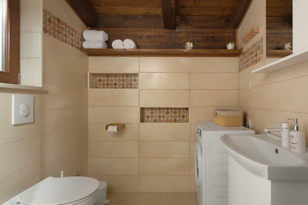 Apartman Ulika メドゥリン エクステリア 写真